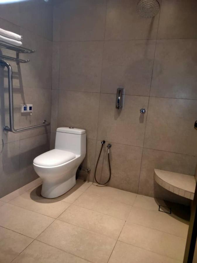סובאנג ג'איה 9 Square Hotel - Subang מראה חיצוני תמונה